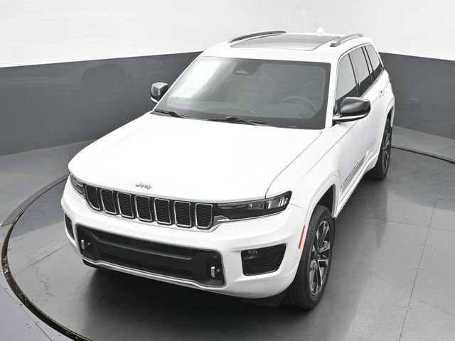 Used 2023 Jeep Grand Cherokee Overland AWD/4WD image 38