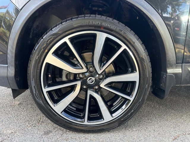 Used 2018 Nissan Rogue Sport SL w/ SL Premium Package image 21