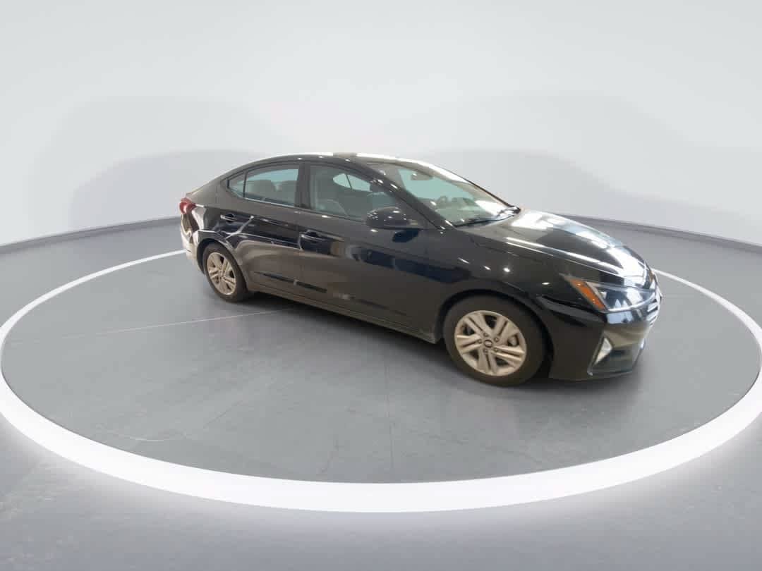 Used 2020 Hyundai Elantra SEL FWD image 2