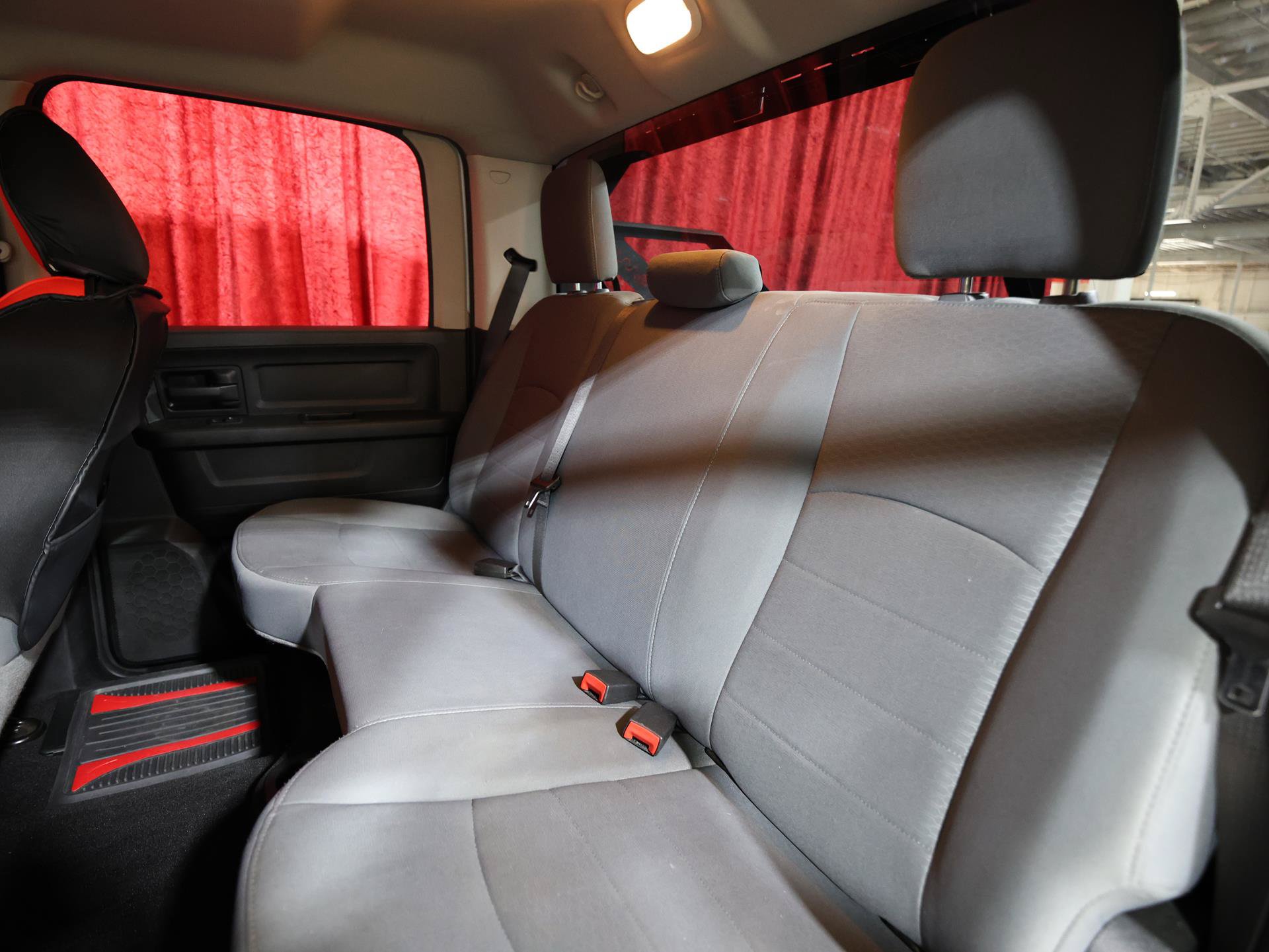 Used 2018 RAM 1500 Express w/ Express Value Package AWD/4WD image 14