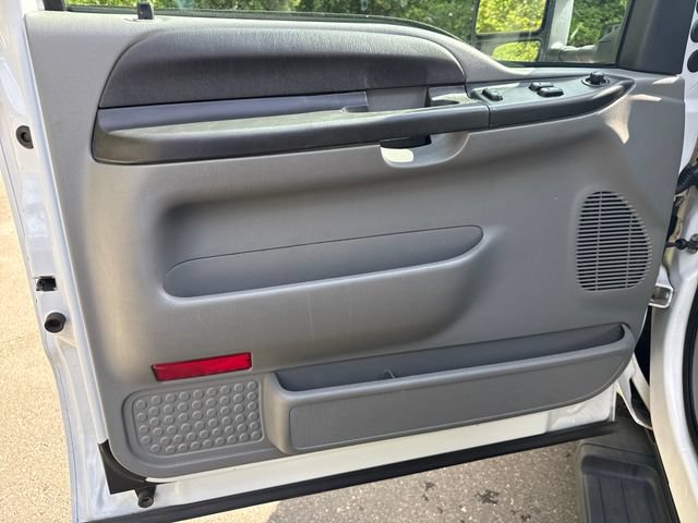 Used 2007 Ford F250 XL RWD image 14