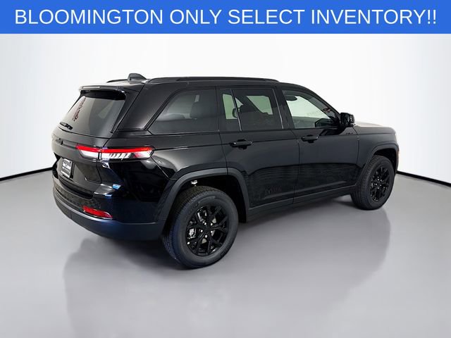 New 2025 Jeep Grand Cherokee Altitude w/ Trailer Tow Package image 7