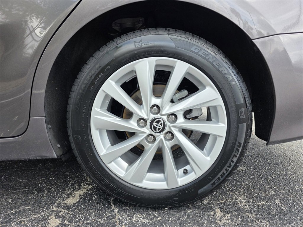 Used 2024 Toyota Camry LE image 19