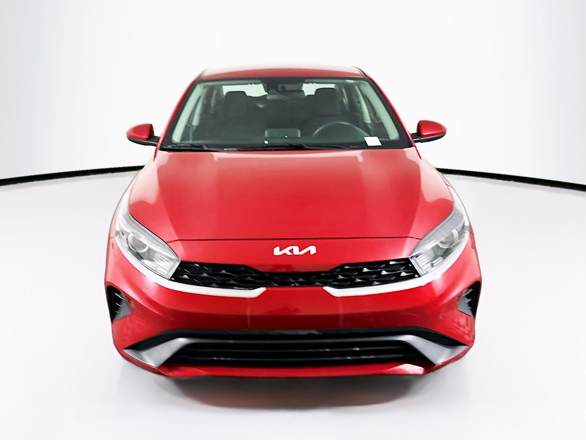 Used 2024 Kia Forte LXS image 2