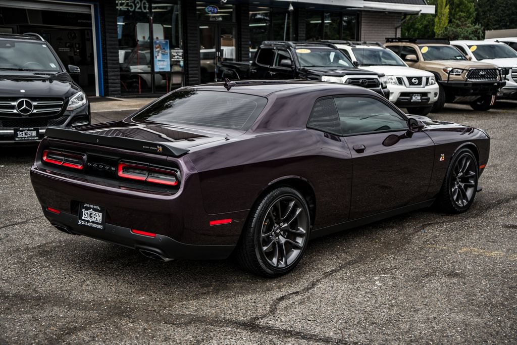 Used 2022 Dodge Challenger R/T Scat Pack RWD image 16