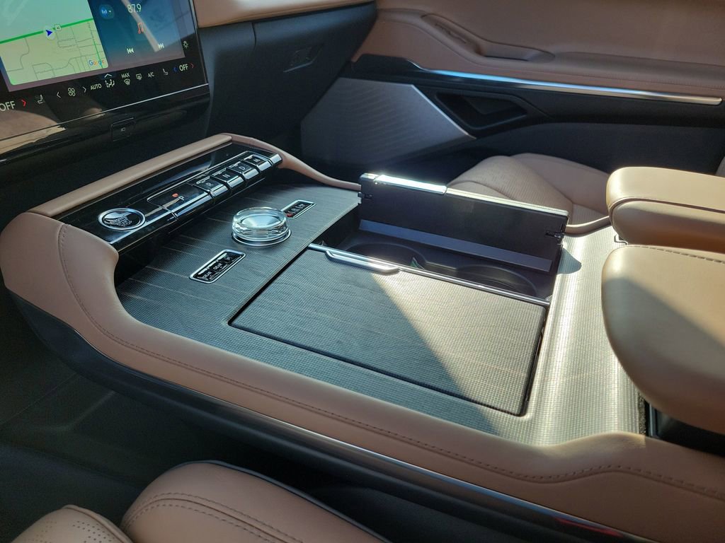 New 2025 Lincoln Navigator L Black Label image 29