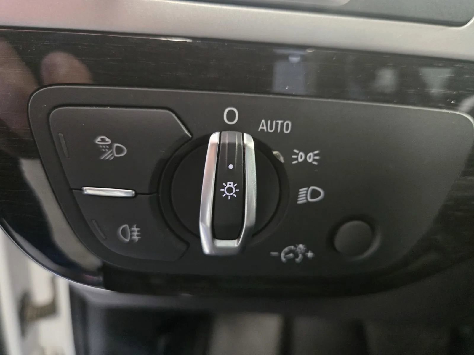 Used 2019 Audi Q7 2.0T Premium image 16