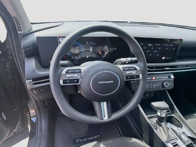New 2026 Hyundai Tucson SE FWD image 11