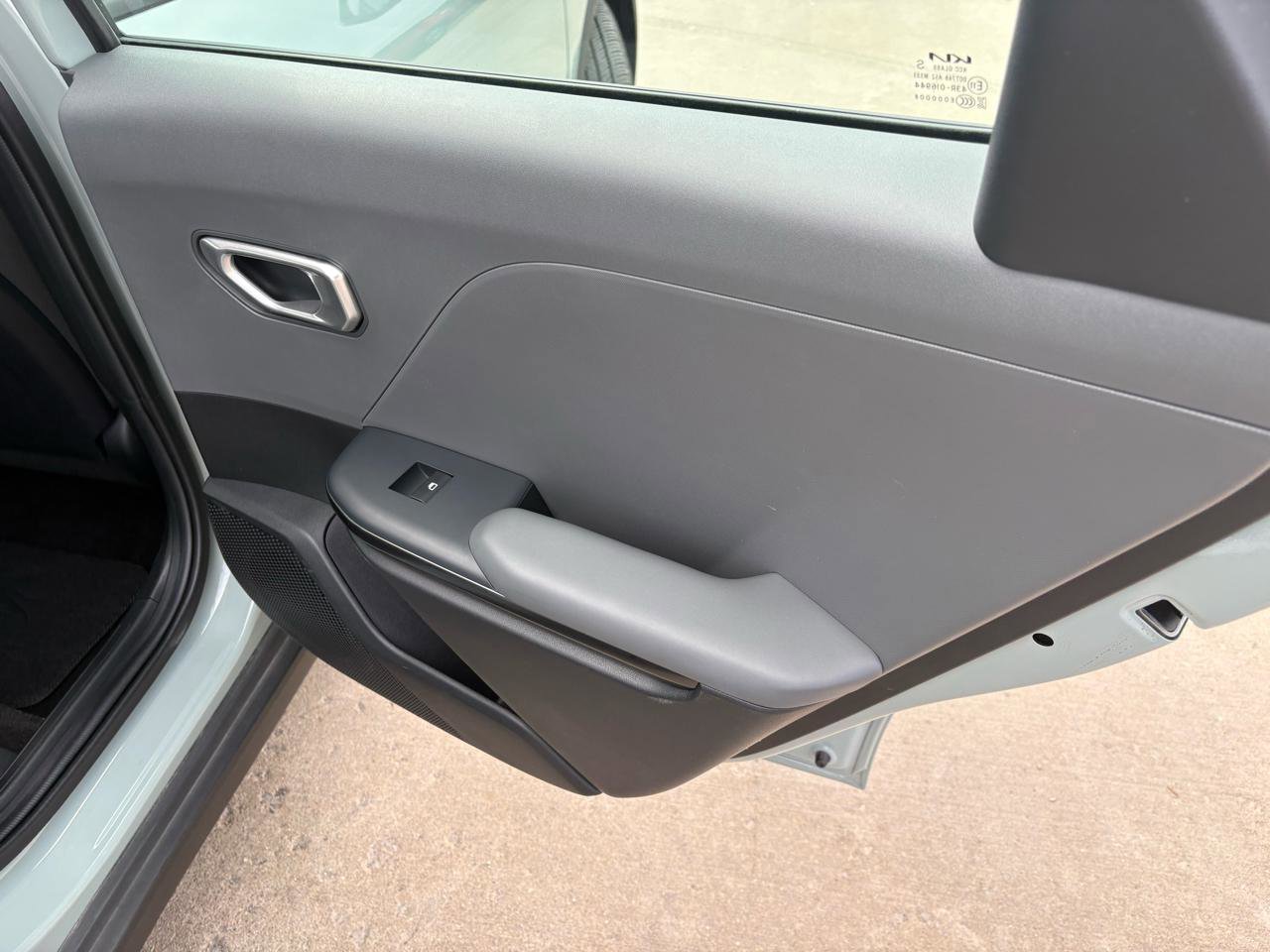 Used 2025 Kia K4 LXS FWD image 48