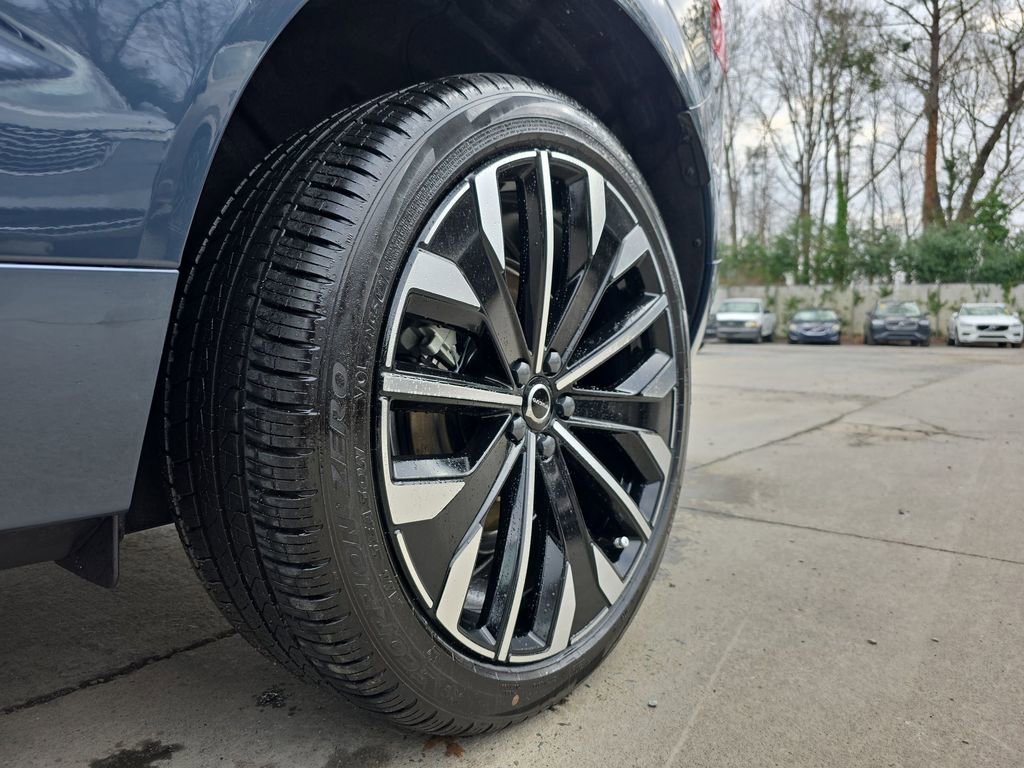 New 2026 Volvo XC60 T8 Ultra w/ Protection Package Premier image 44