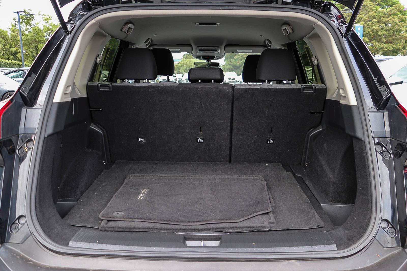 Used 2023 Nissan Rogue SV FWD image 26