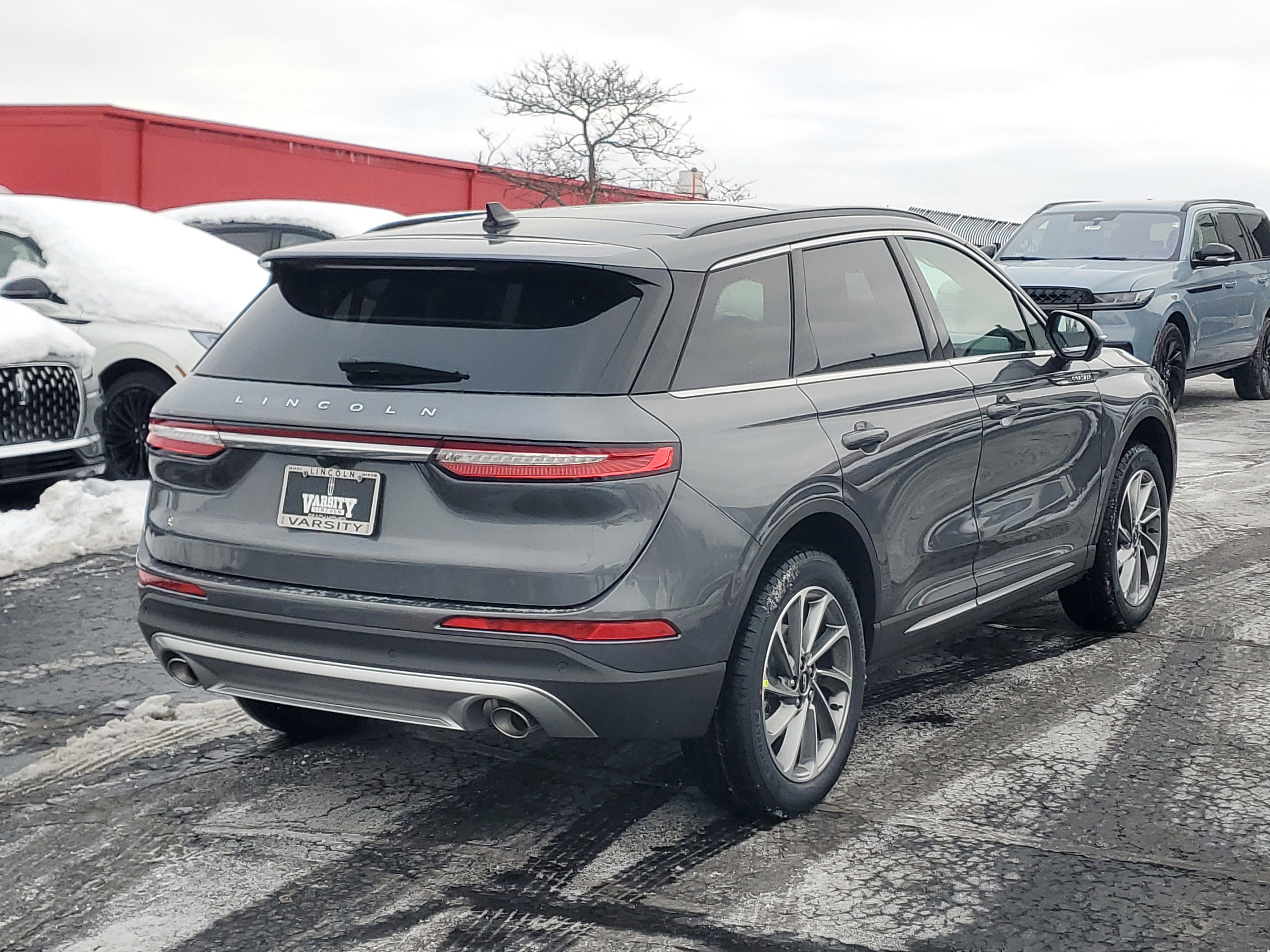 New 2026 Lincoln Corsair Premiere image 4