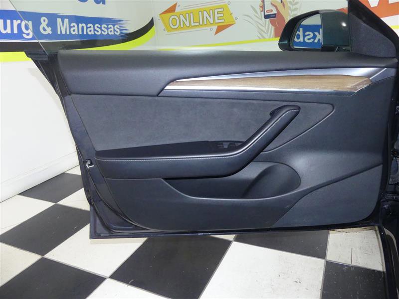 Used 2022 Tesla Model 3 image 22