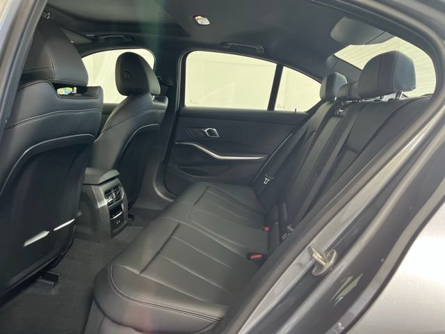 New 2026 BMW 330i xDrive Sedan w/ Premium Package AWD/4WD image 19