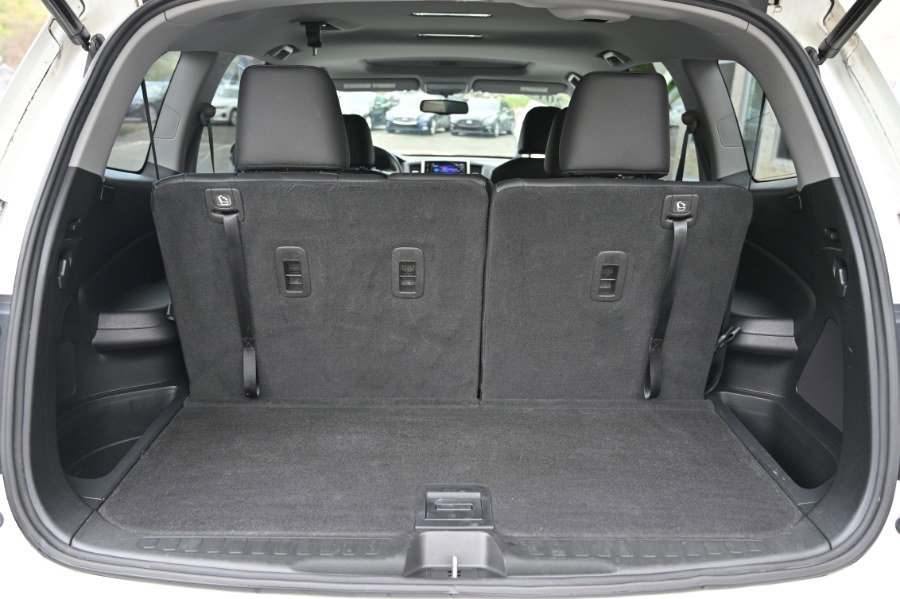 Used 2017 Honda Pilot EX-L image 16
