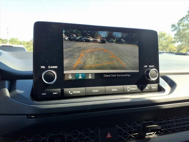 Used 2023 Honda Accord LX image 13