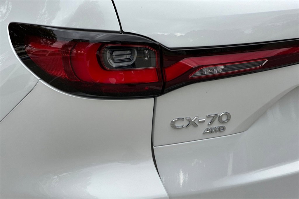 Certified 2025 MAZDA CX-70 Plug-In Hybrid w/ Premium Plus image 27
