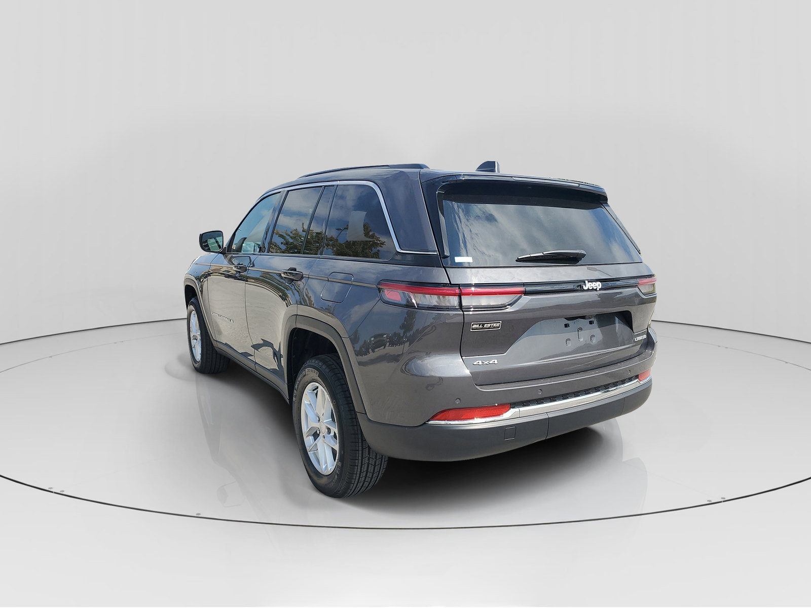 New 2025 Jeep Grand Cherokee Laredo X image 3