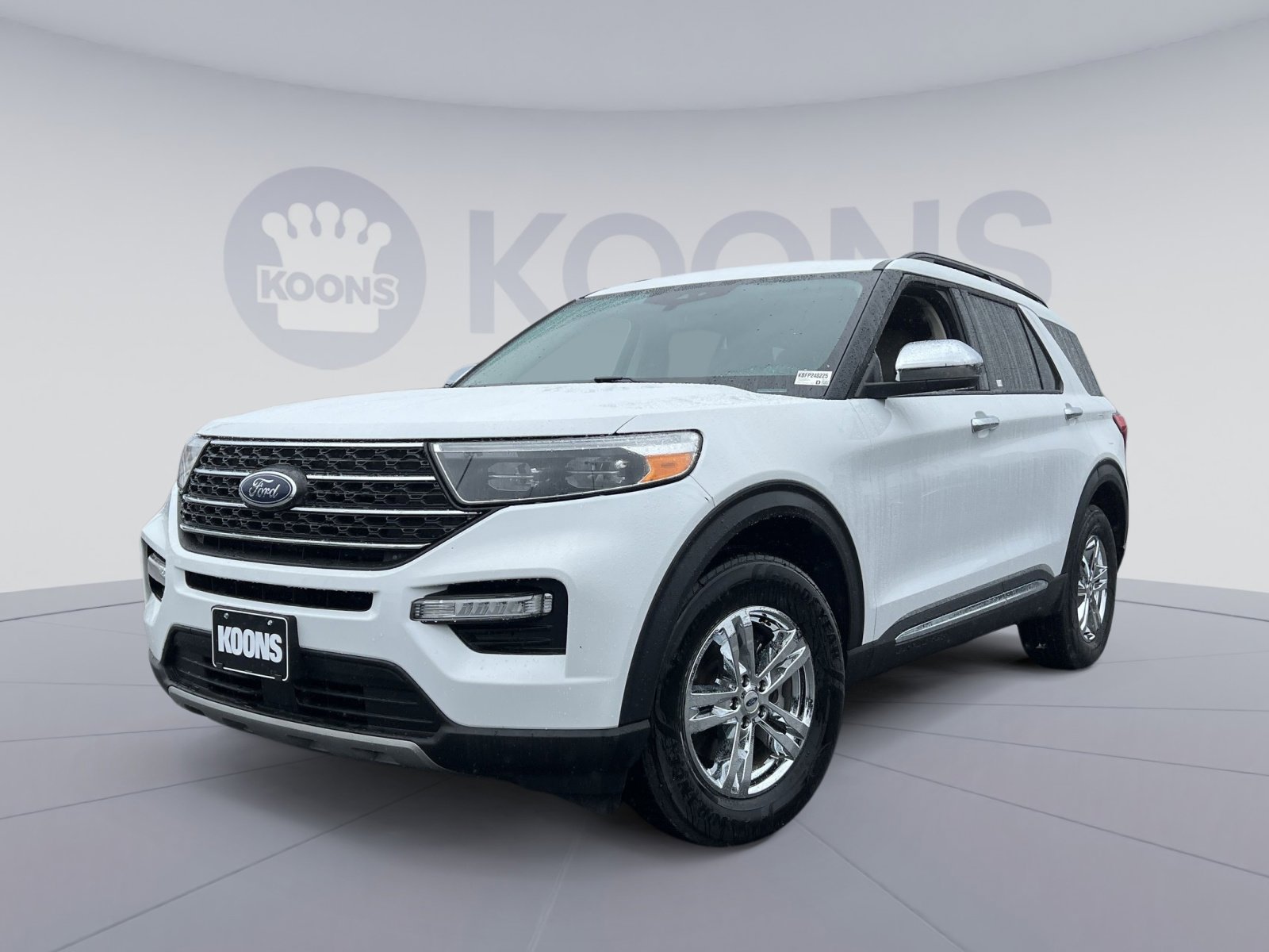 Used 2024 Ford Explorer XLT w/ Equipment Group 202A