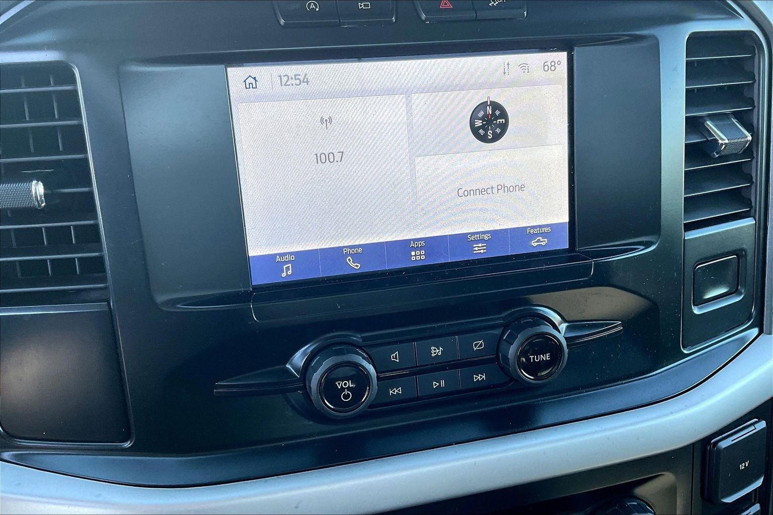 Used 2023 Ford F150 XLT image 5