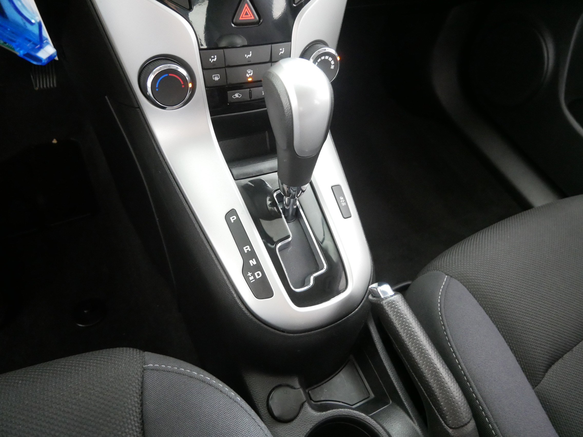 Used 2015 Chevrolet Cruze LT image 24