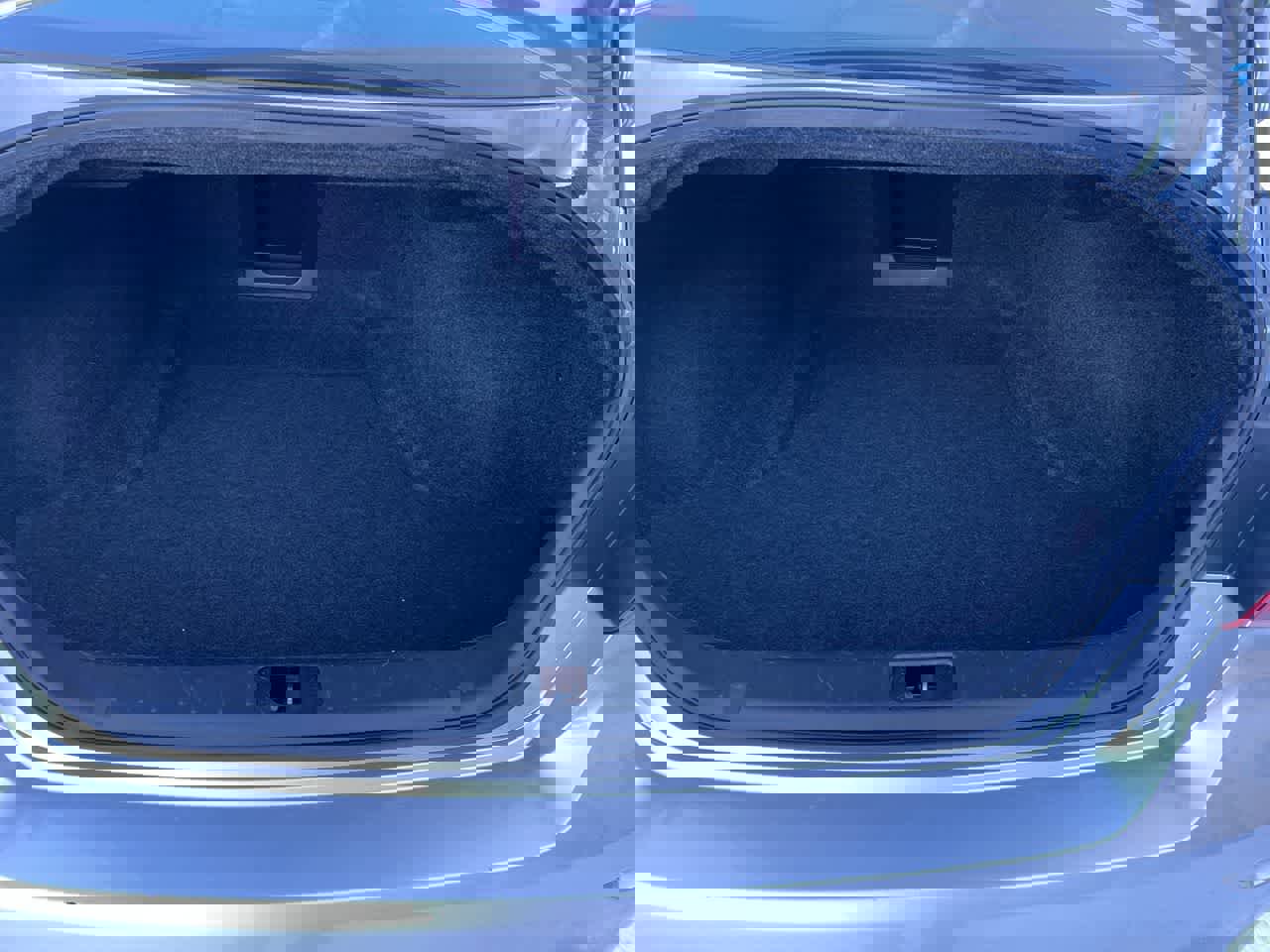 Used 2019 INFINITI Q70 Luxe image 25