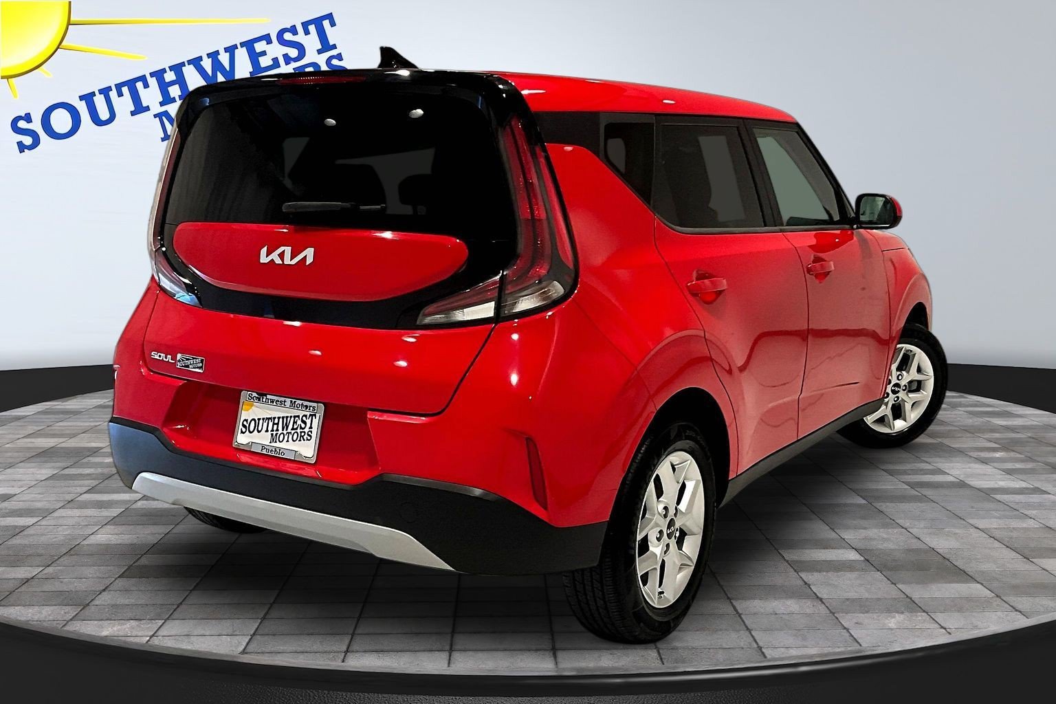 Used 2023 Kia Soul LX w/ Option Group 015 FWD image 7