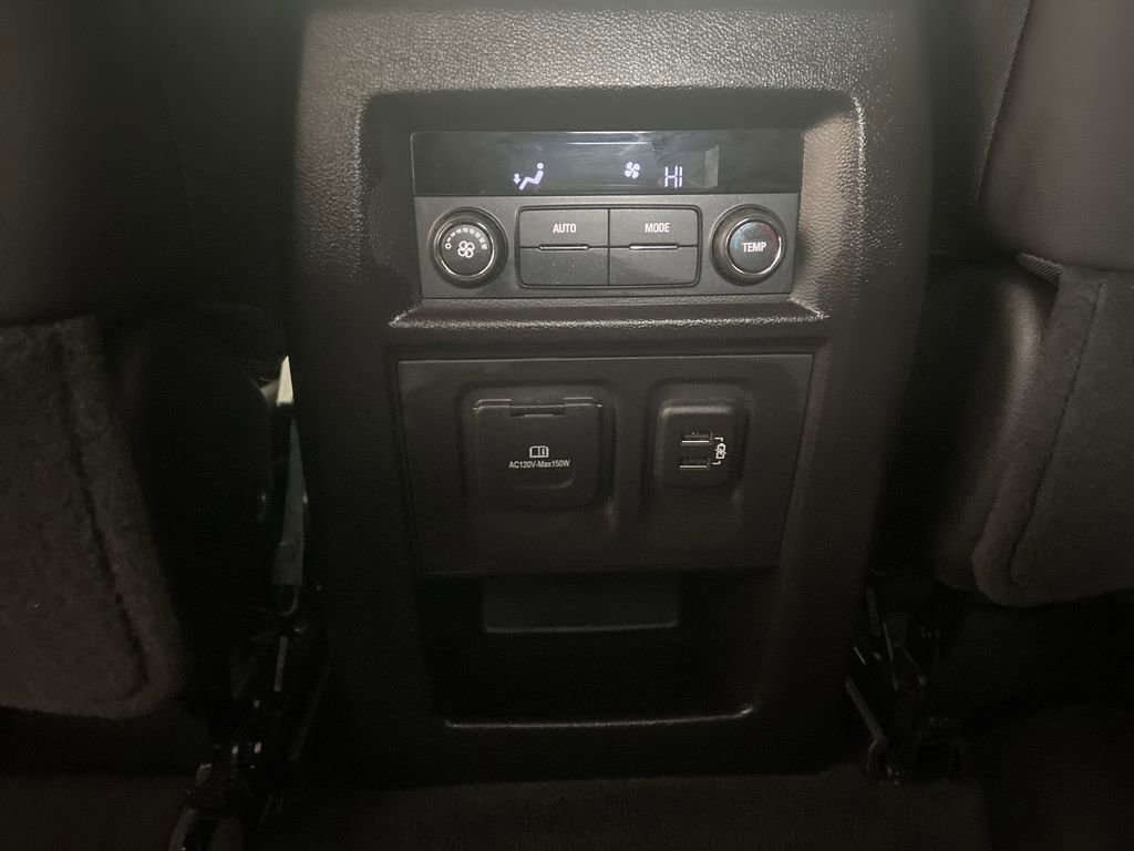 Certified 2023 Chevrolet Traverse RS AWD/4WD image 21