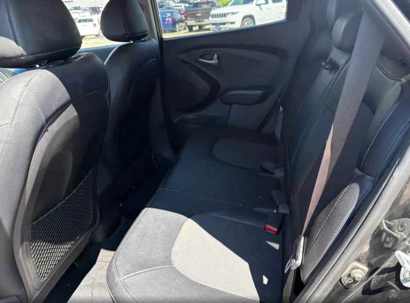 Used 2015 Hyundai Tucson GLS w/ Option Group 02 AWD/4WD image 7