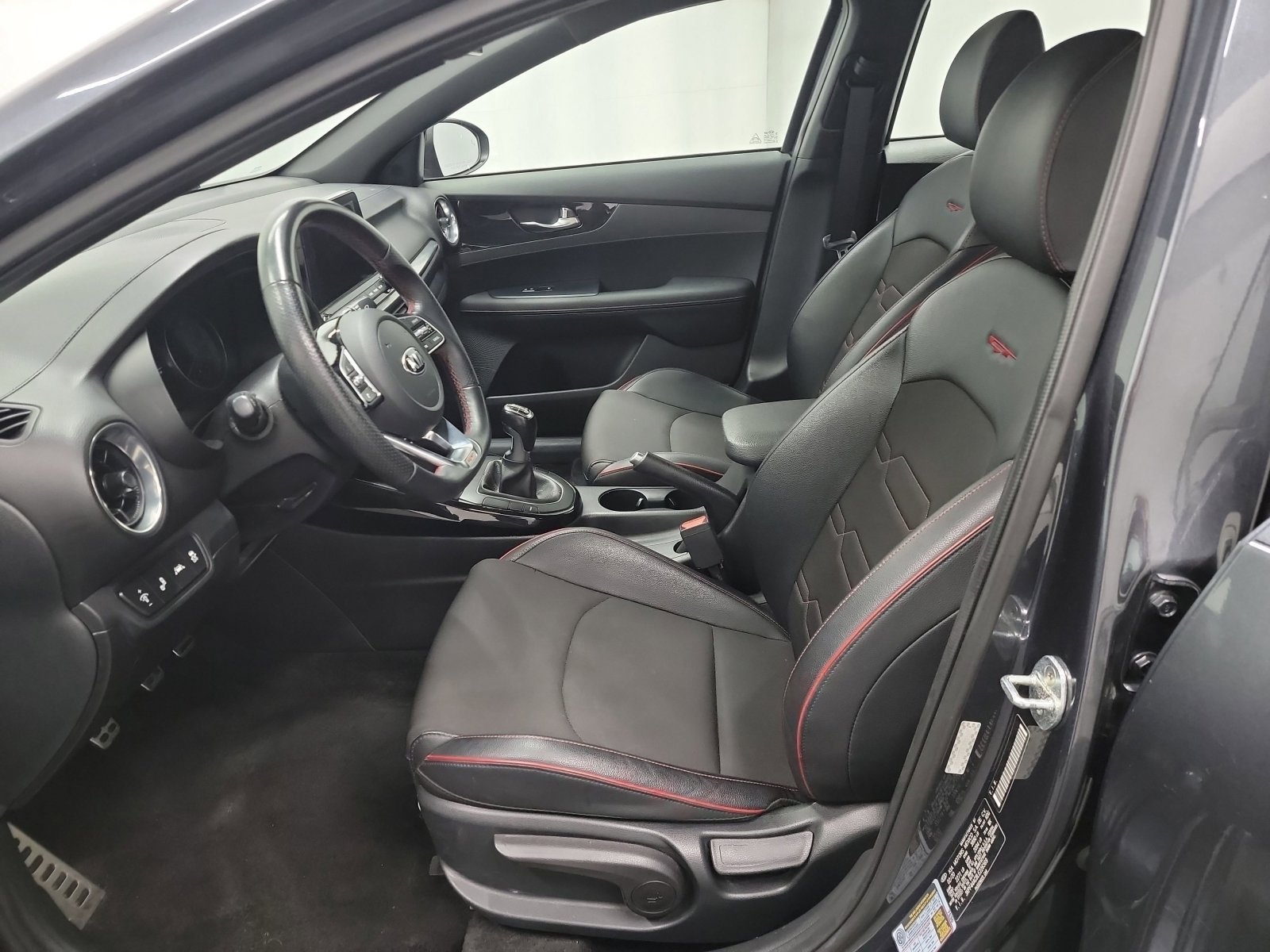 Used 2020 Kia Forte GT image 12