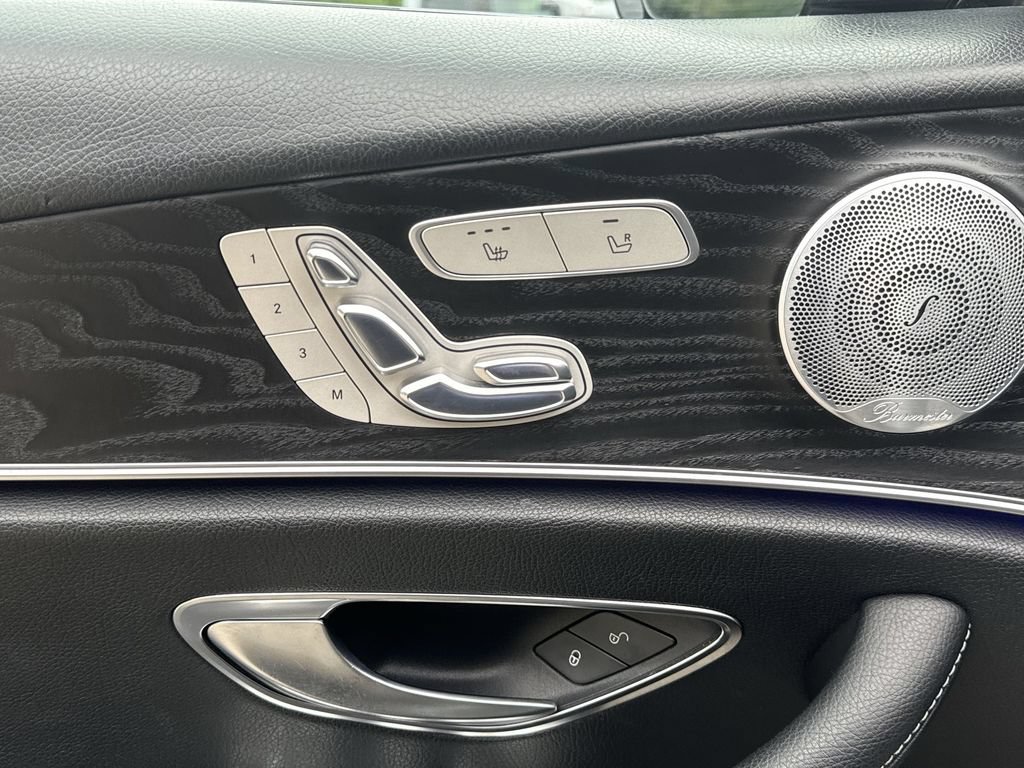 Used 2017 Mercedes-Benz E 300 4MATIC image 14