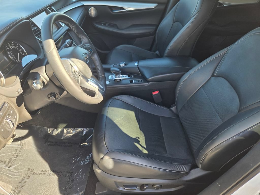 Used 2019 INFINITI QX50 Essential w/ Proactive Package FWD image 16