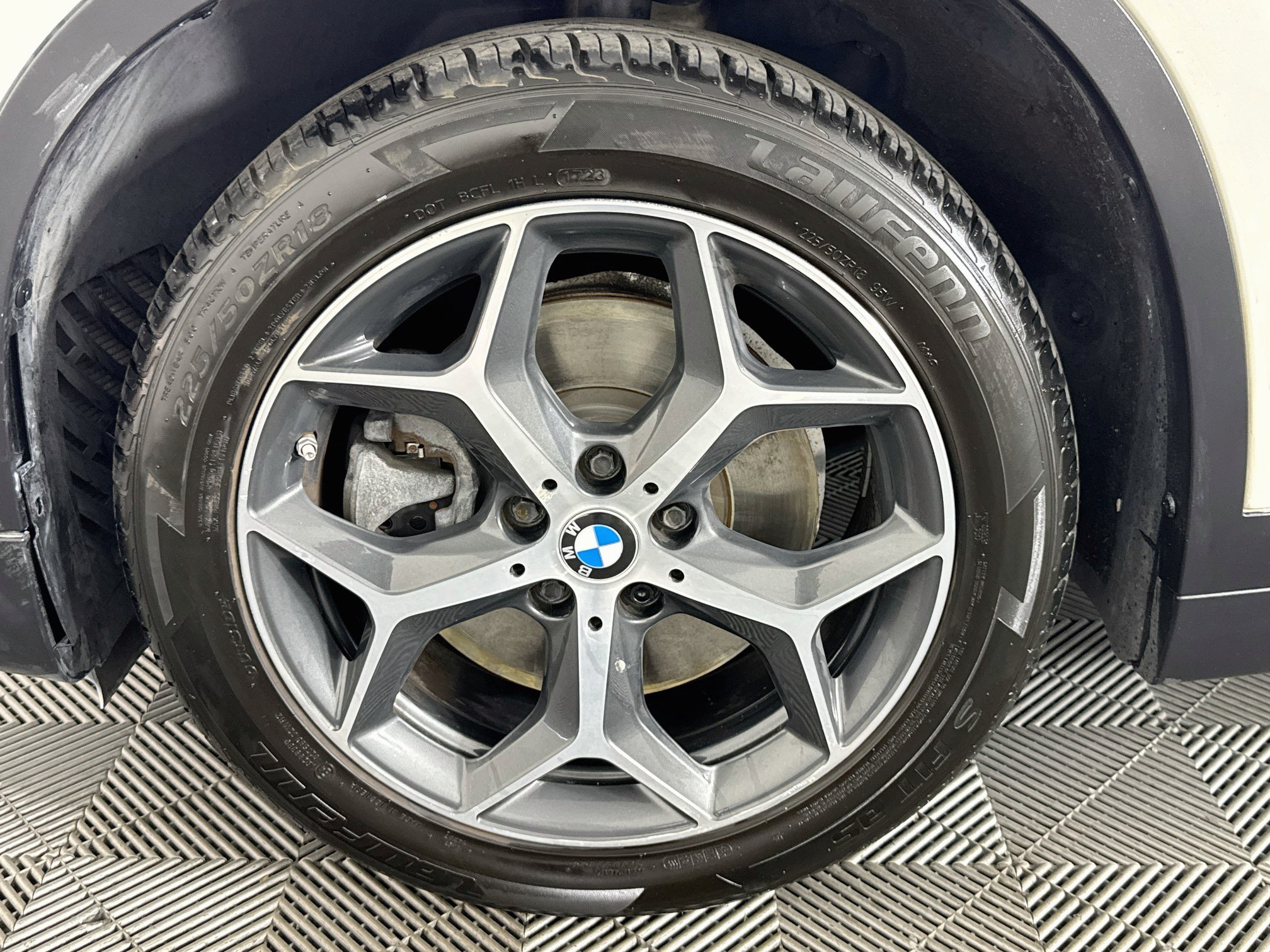 Used 2018 BMW X1 xDrive28i AWD/4WD image 36