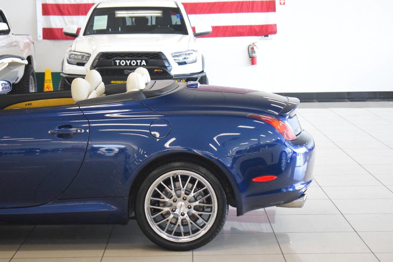 Used 2002 Lexus SC 430 Convertible RWD image 21