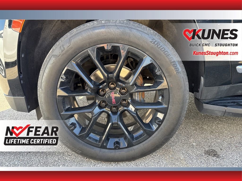 Used 2023 GMC Yukon SLT image 16