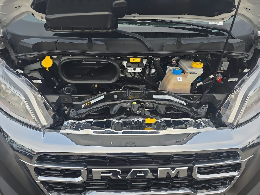 Used 2025 RAM ProMaster 2500 w/ U-Haul Equipment Group FWD image 19