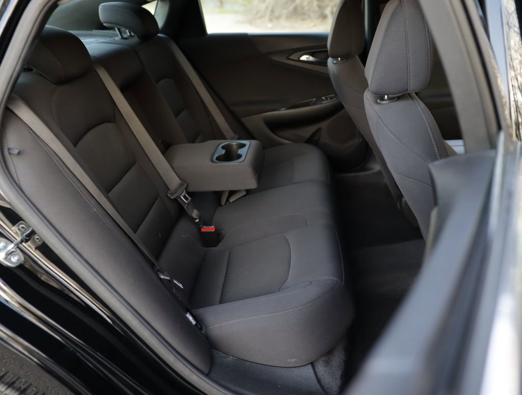 Used 2025 Chevrolet Malibu LT FWD image 25