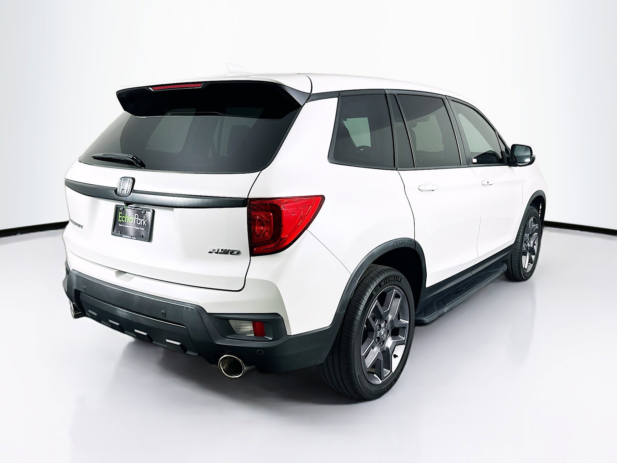 Used 2023 Honda Passport EX-L image 9