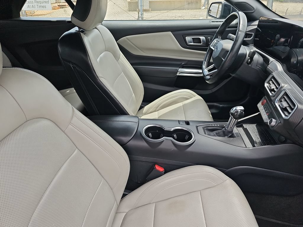 Used 2024 Ford Mustang Premium RWD image 10