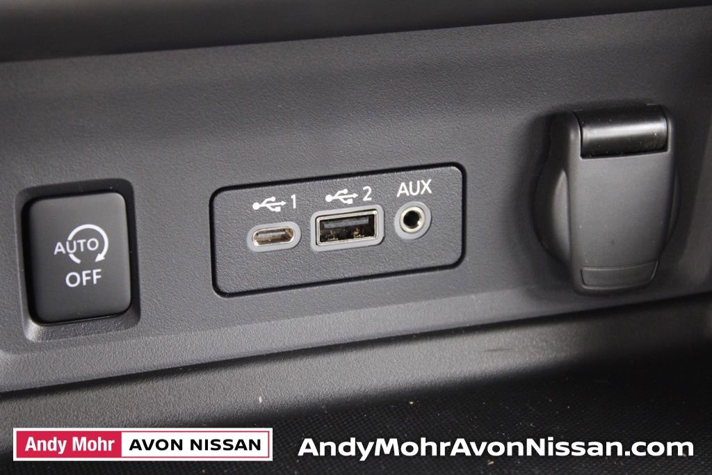 New 2025 Nissan Sentra SR w/ Midnight Edition image 26