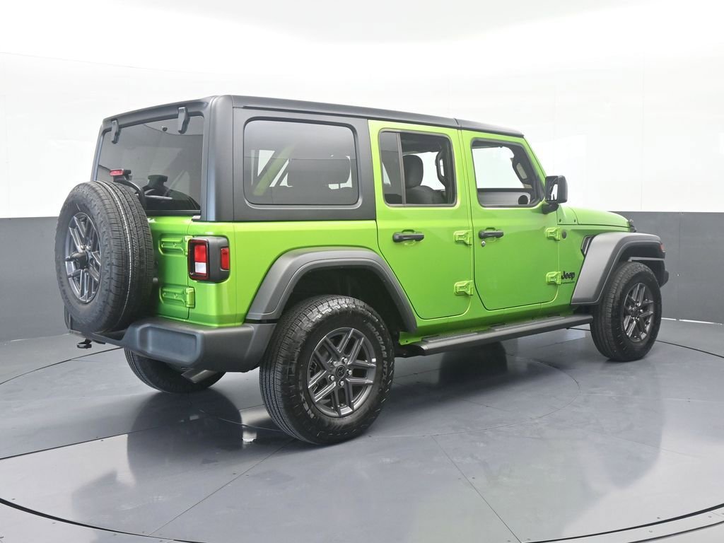 Used 2025 Jeep Wrangler Sport S image 6