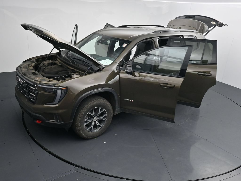 Used 2025 GMC Acadia AT4 AWD/4WD image 26