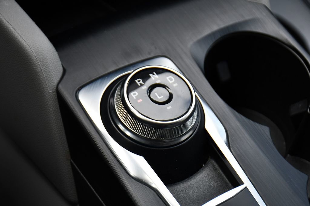 Used 2023 Ford Escape Platinum image 32