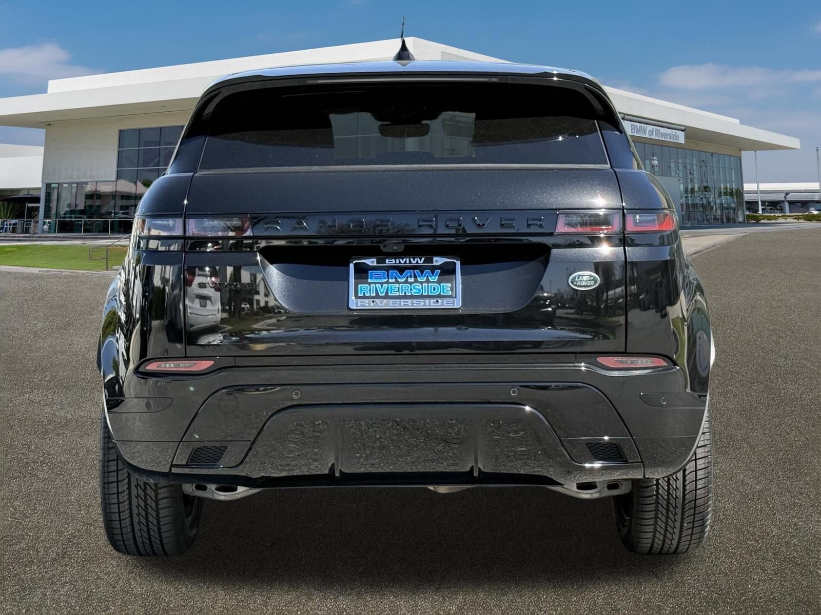 Used 2023 Land Rover Range Rover Evoque R-Dynamic S image 9