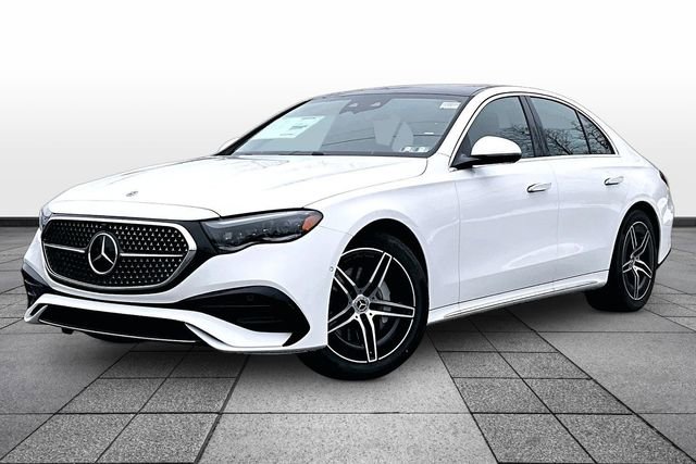 New 2026 Mercedes-Benz E 350 4MATIC Sedan image 2