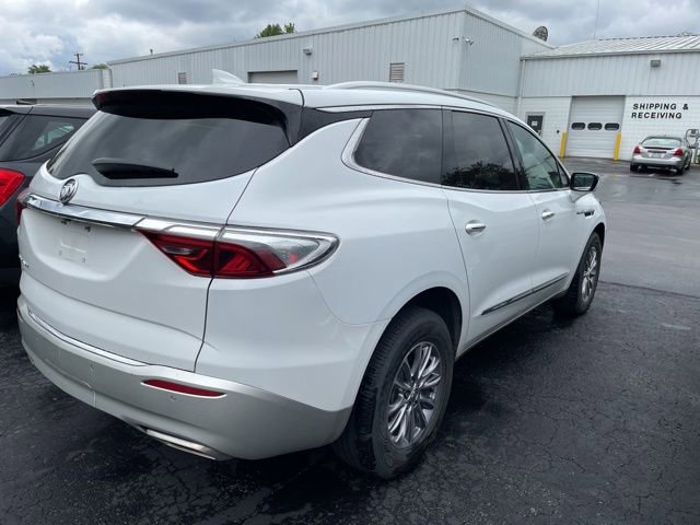 Used 2023 Buick Enclave Essence FWD image 7