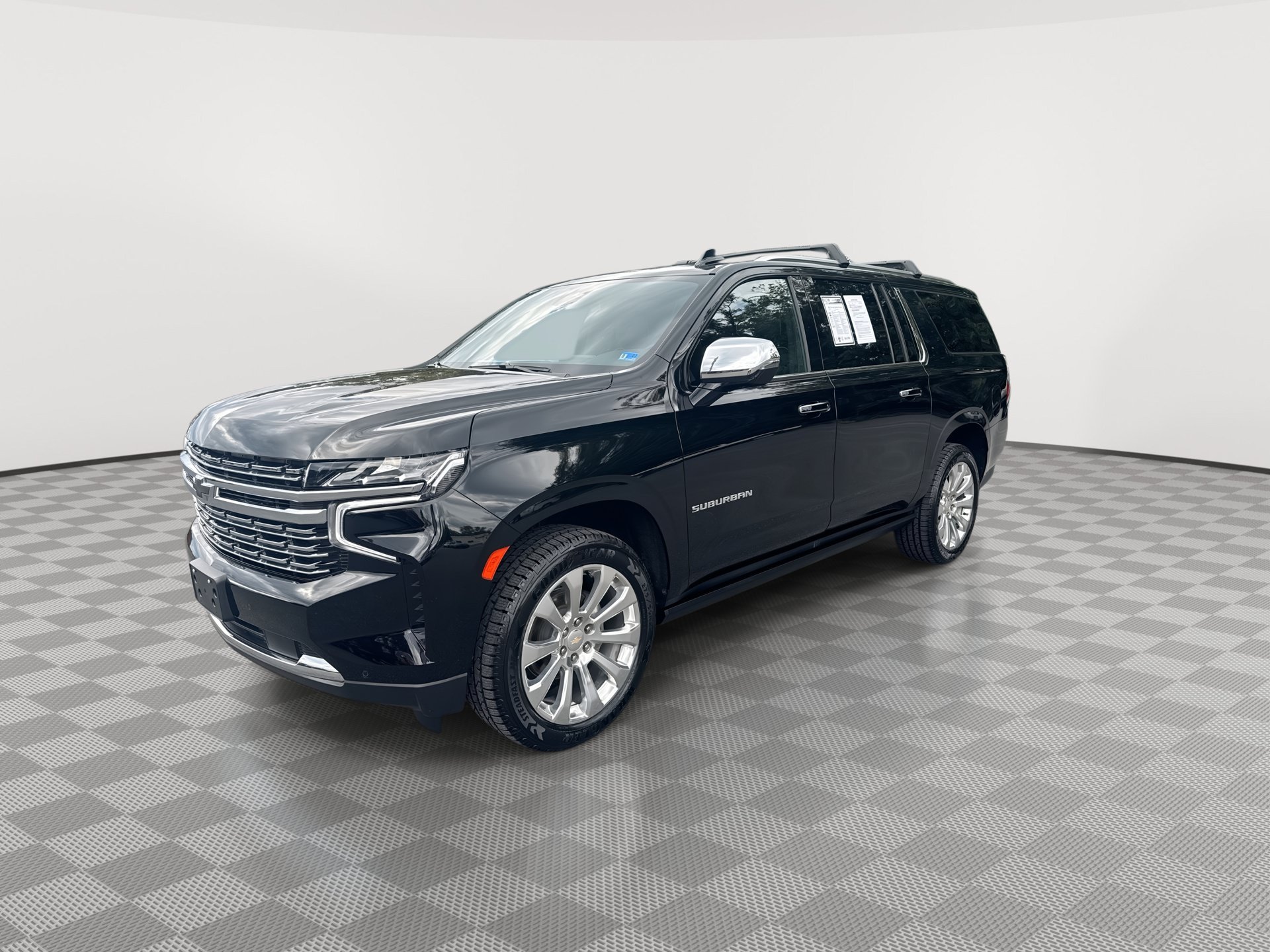 Certified 2024 Chevrolet Suburban Premier AWD/4WD image 4