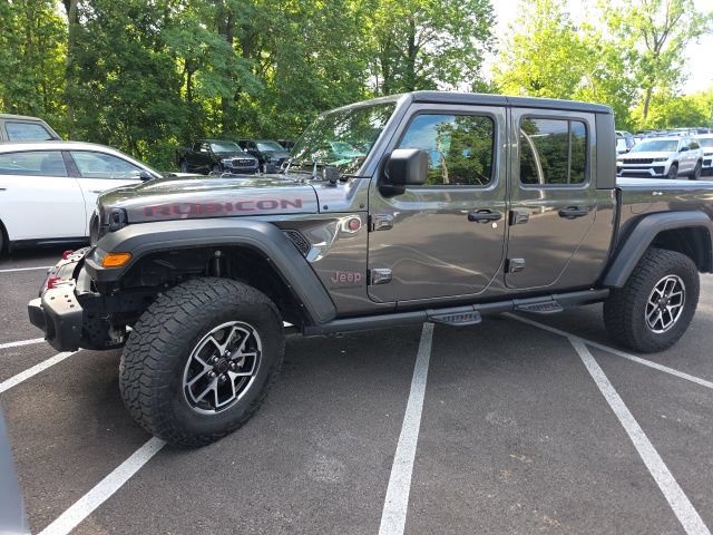 Used 2024 Jeep Gladiator Rubicon w/ Steel Bumper Group AWD/4WD image 3