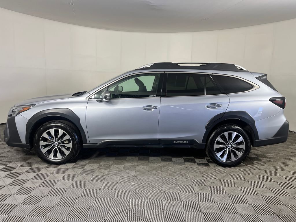 Used 2024 Subaru Outback Touring XT AWD/4WD image 9