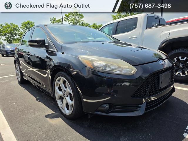 Used 2013 Ford Focus ST FWD image 3